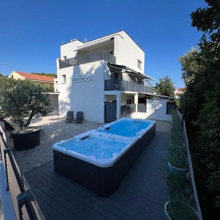 Apartmani Kumenat Biograd Na Moru Exterior foto