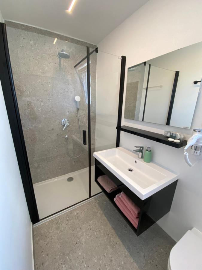 Apartmani Kumenat Biograd Na Moru Exterior foto