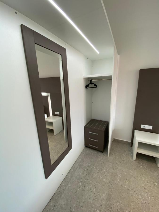 Apartmani Kumenat Biograd Na Moru Exterior foto